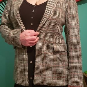 Wool Blend Houndstooth Blazer